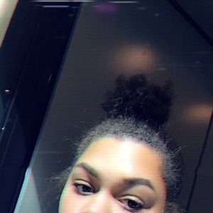 Meet your Posher, Paige